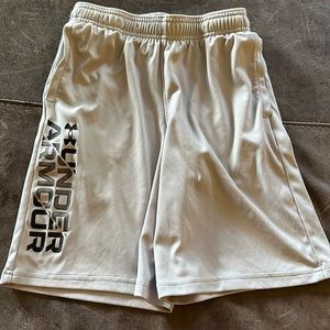 Under Armour dri fit youth athletic shorts